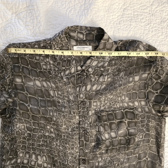 Equipment brand. Silk shirt. XS - Picture 4 of 5